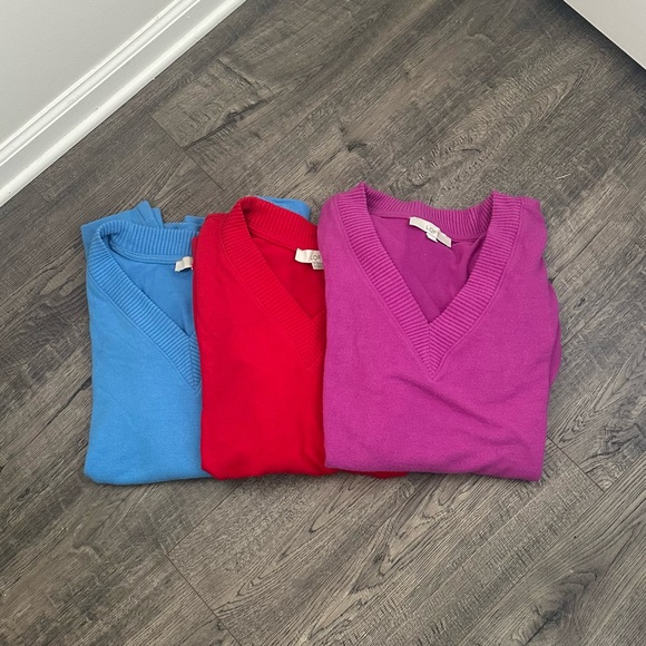 Bundle of 3 Loft V-Neck Sweaters Size M - Picture 1 of 10
